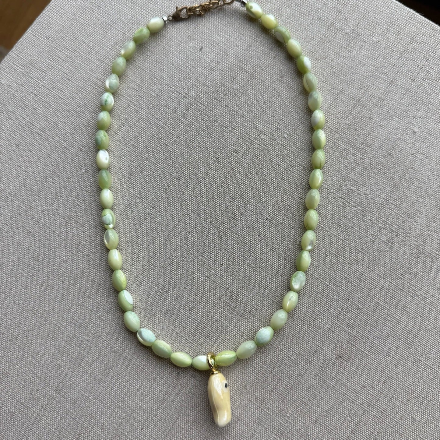 pistachio pearl necklace