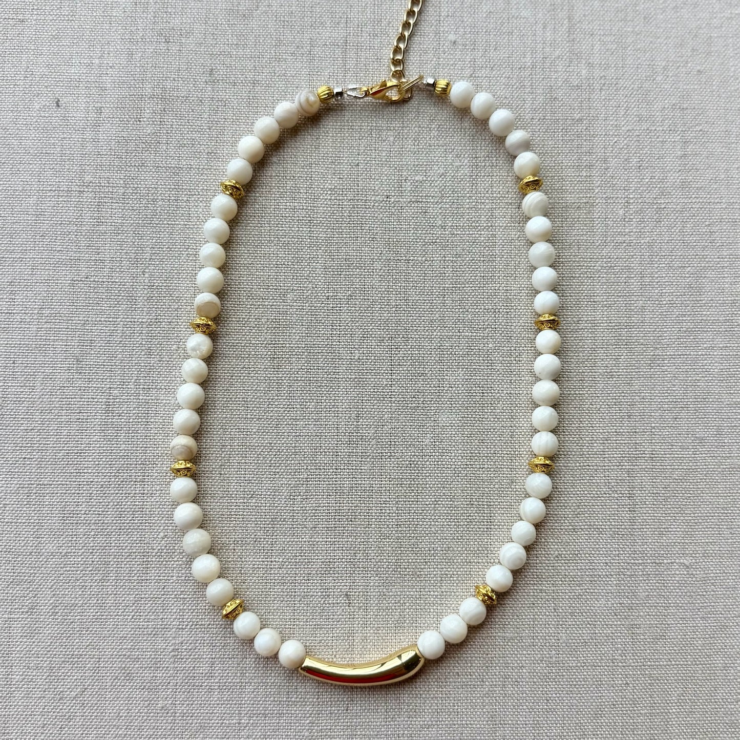 ivory arc necklace