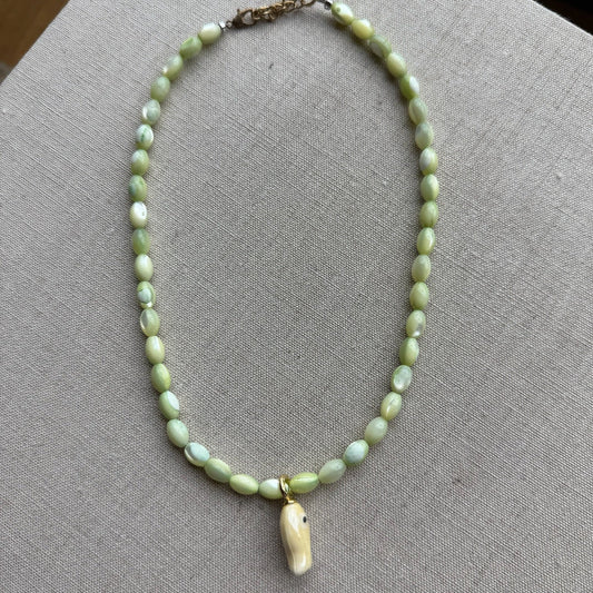 pistachio pearl necklace