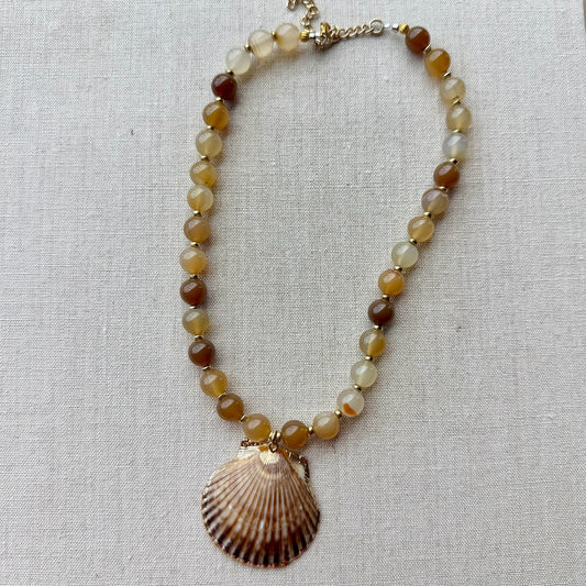 golden coast shell necklace