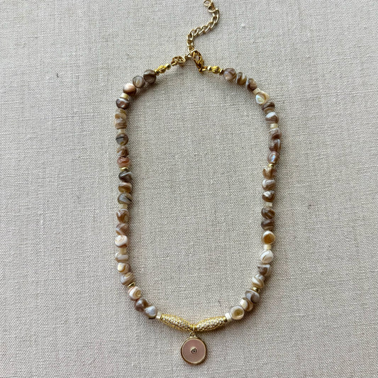 mocha pearl necklace